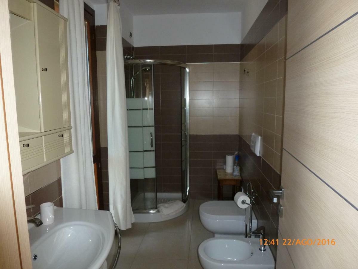 Sogno Di Mare Bed & Breakfast Pula Exterior photo