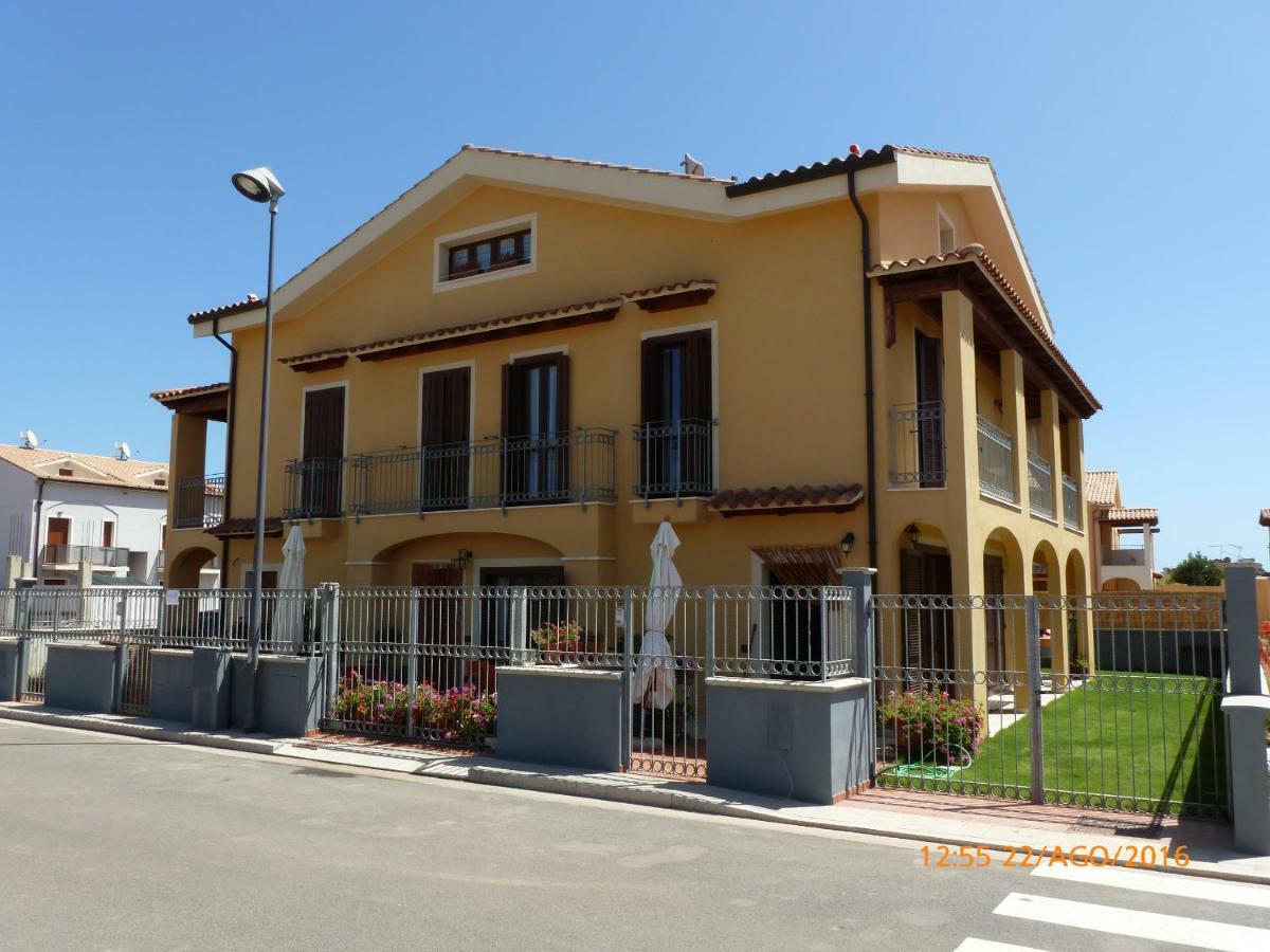 Sogno Di Mare Bed & Breakfast Pula Exterior photo